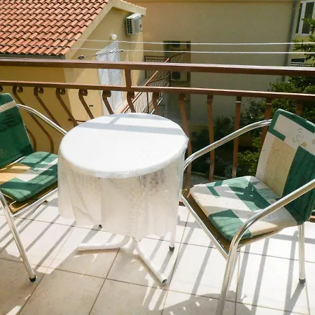 Apartments Saric Makarska Esterno foto