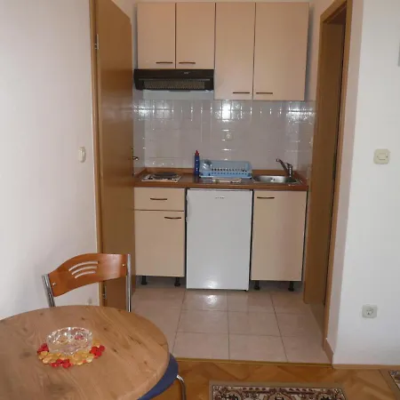Apartments Saric Makarska Esterno foto