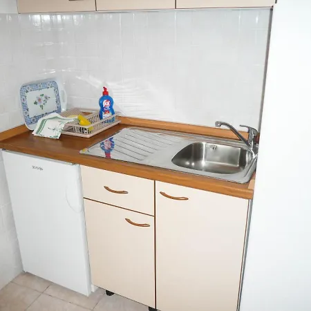 Apartments Saric Makarska Esterno foto